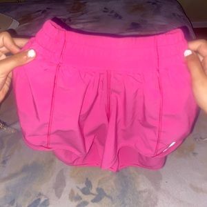 lululemon sonic pink size 0 hotty hots